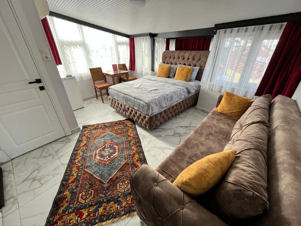 Pembe Hotel Istanboel Buitenkant foto